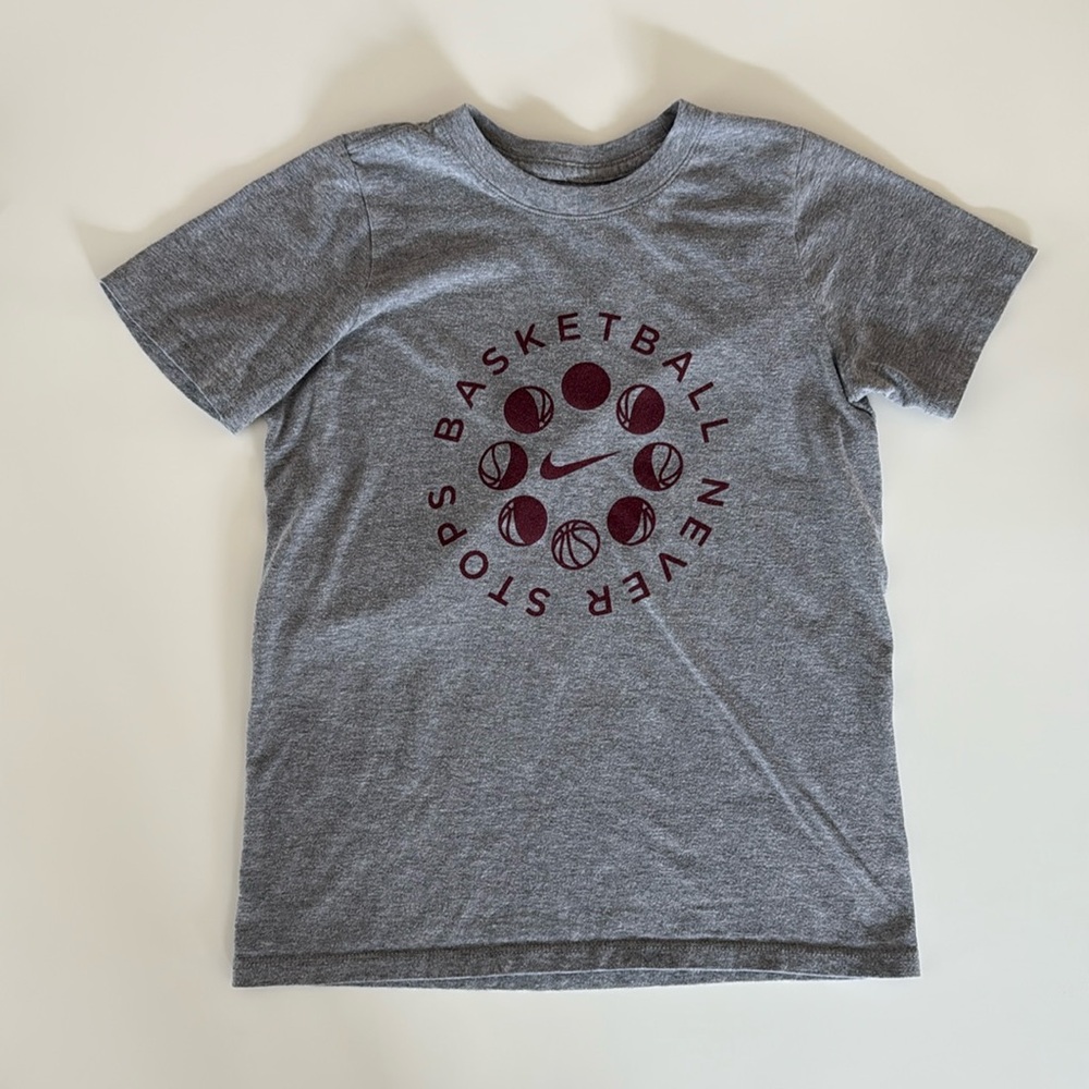 Nike tee